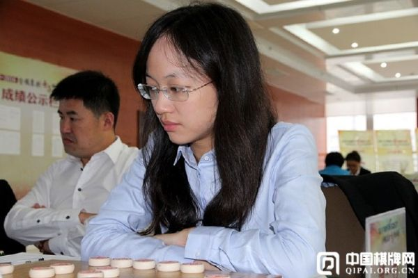 东营象棋比赛2016打破性别界限，女生也能成为象棋高手